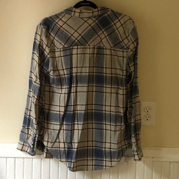 Classic Powder Baby Blue and Cream Plaid Shirt - Picture 2 of 3